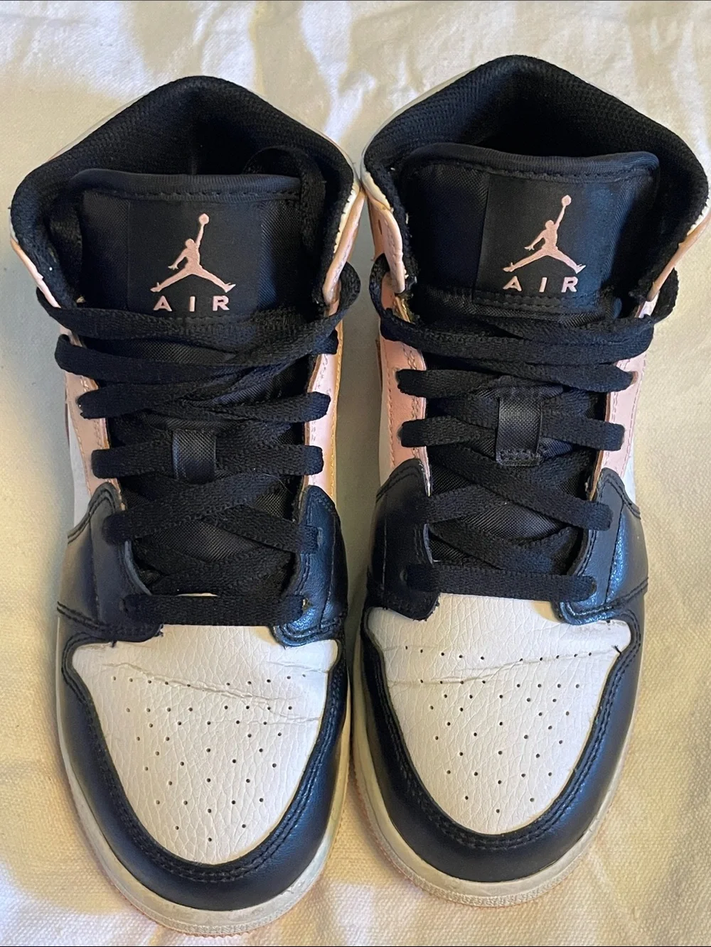 Nike AIR JORDAN 1 Mid White Pink Black Sneakers